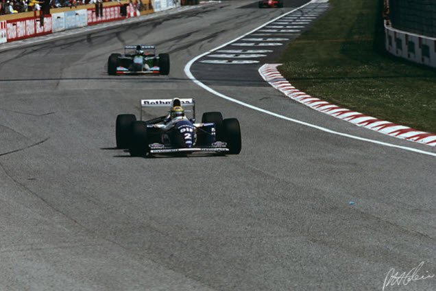 Senna-leads-Schumacher2-.jpg