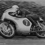 1RC144_Mike_Hailwood_01