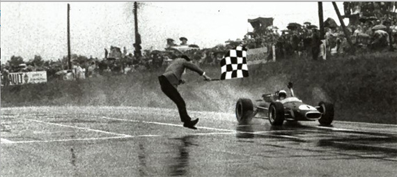 Brabham wins at Mosport
