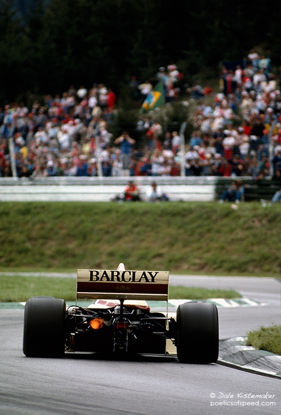 arrows-backfire-sign