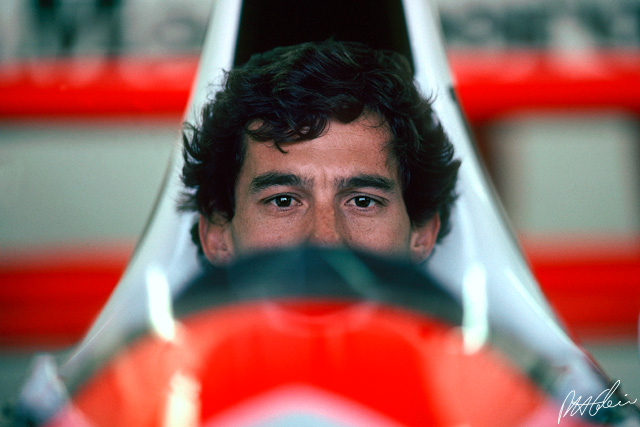 Why Ayrton Senna was so fast (video) - Motorsport Retro