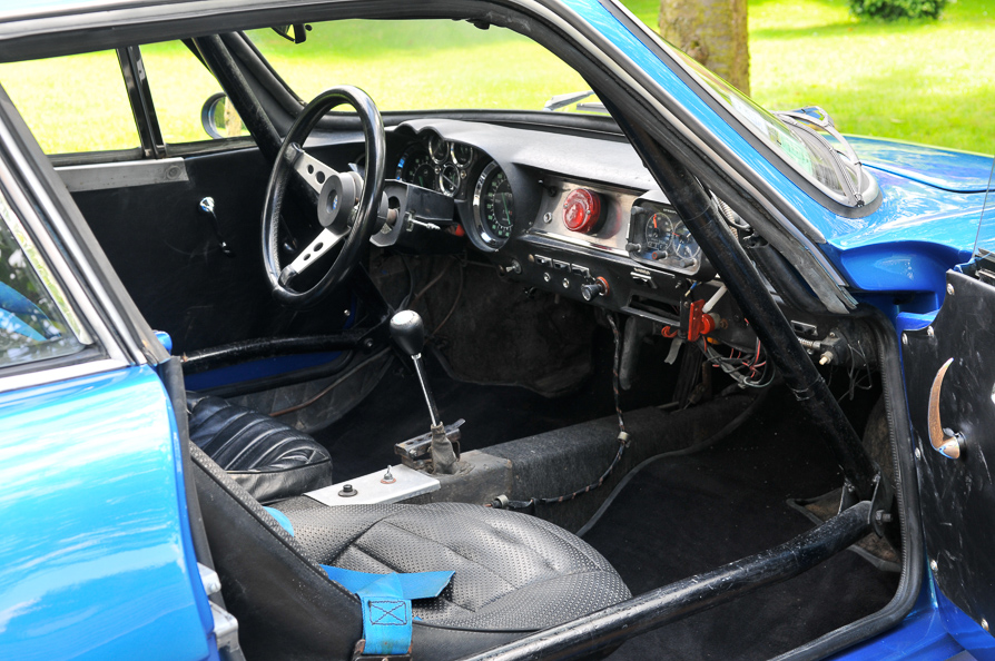 http://www.motorsportretro.com/wp-content/uploads/2014/06/1971-Renault-Alpine-A110-Group-IV-2.jpg