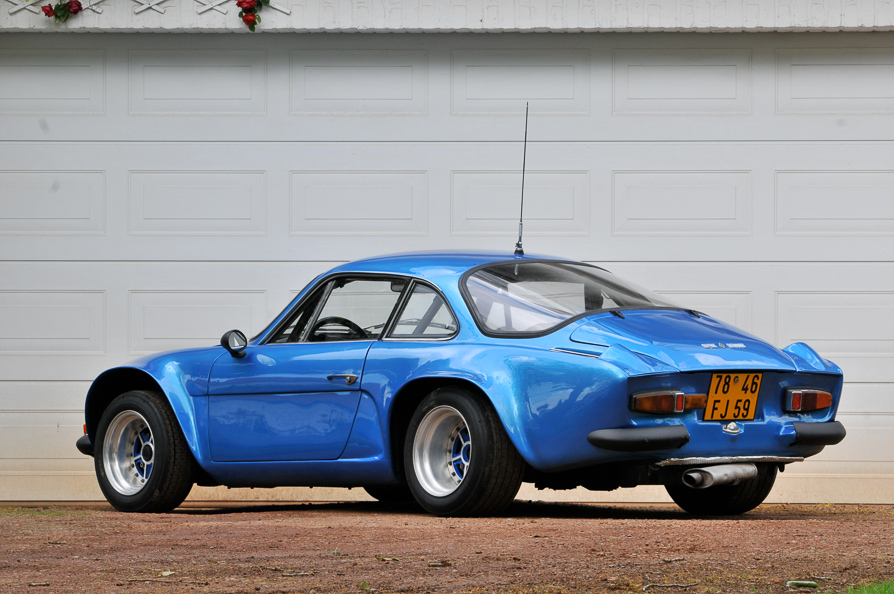 http://www.motorsportretro.com/wp-content/uploads/2014/06/1971-Renault-Alpine-A110-Group-IV-27.jpg