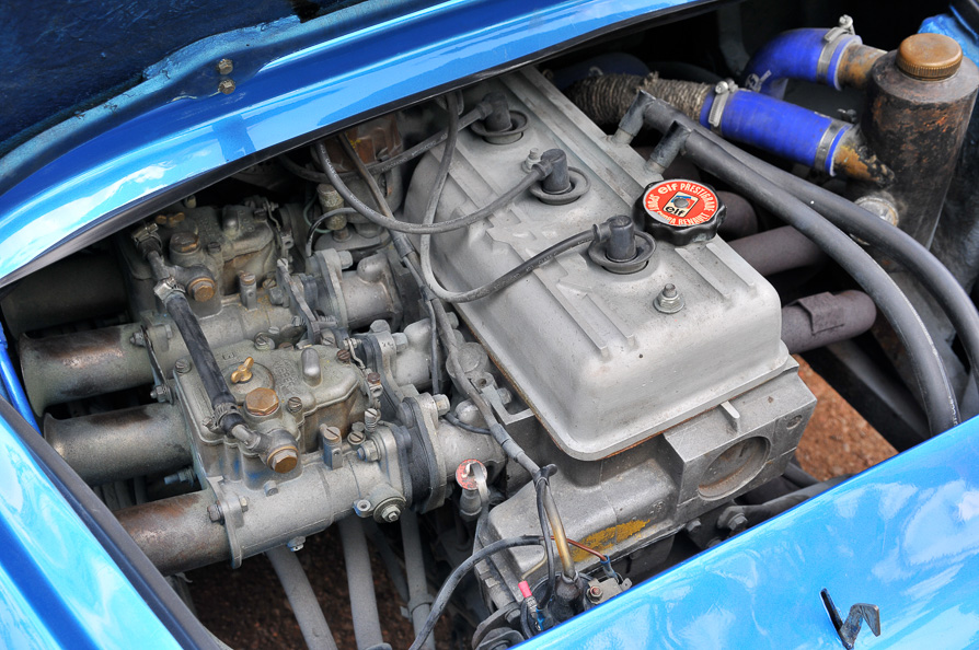 http://www.motorsportretro.com/wp-content/uploads/2014/06/1971-Renault-Alpine-A110-Group-IV-9.jpg